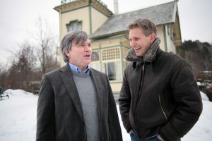 Sigurd_and_Tony_outside_Troldhaugen_Photo_Oistein_Fykse.jpg