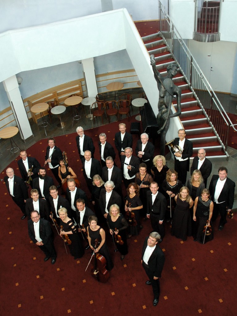 Swedish_Chamber_Orchestra_Dausgaard.jpg